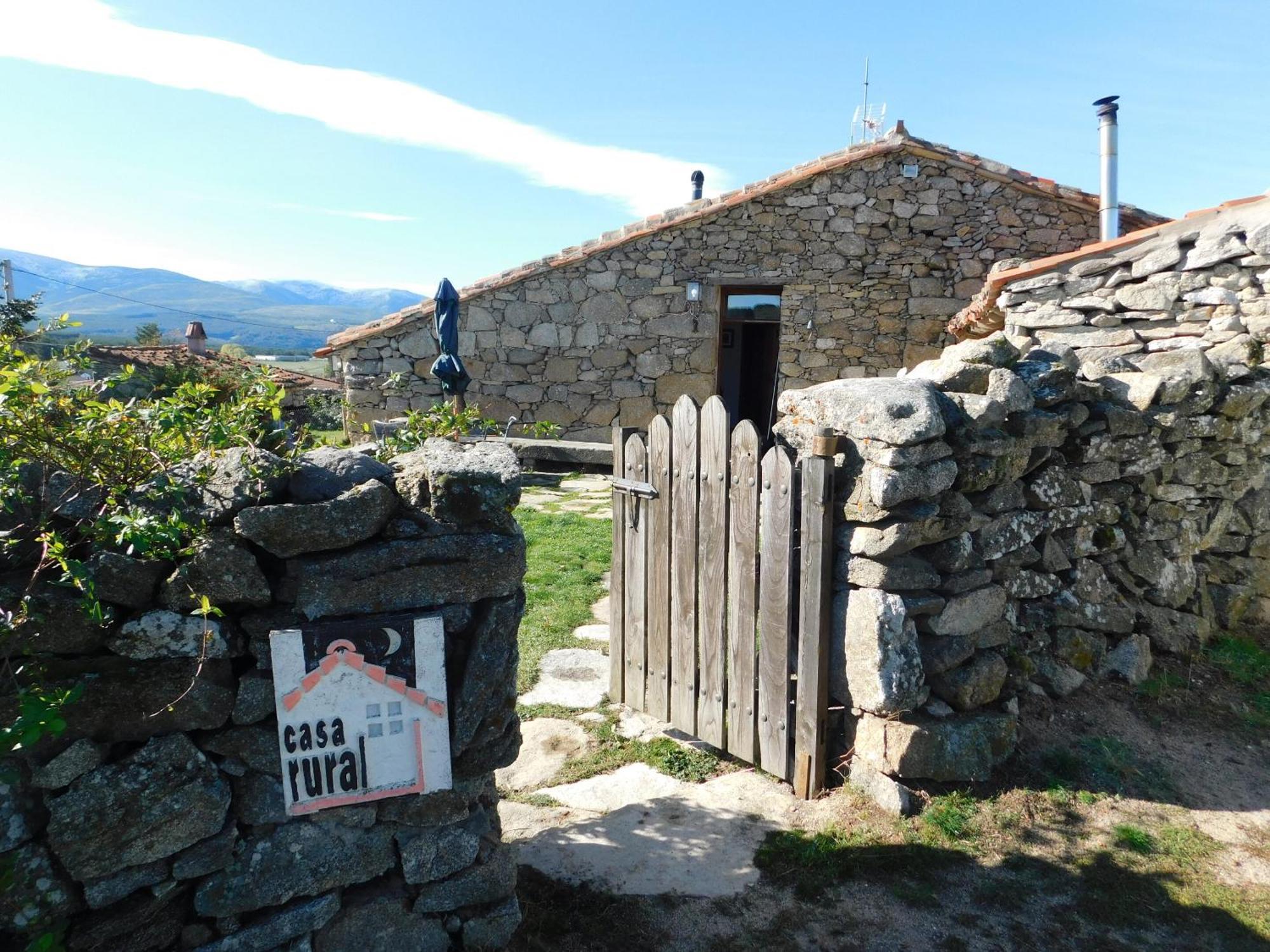 Villa La Silla De La Reina à Navarredonda Extérieur photo